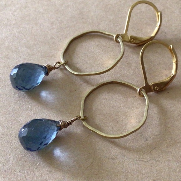 Sundance charm handcrafted earrings - Picture 7 of 7